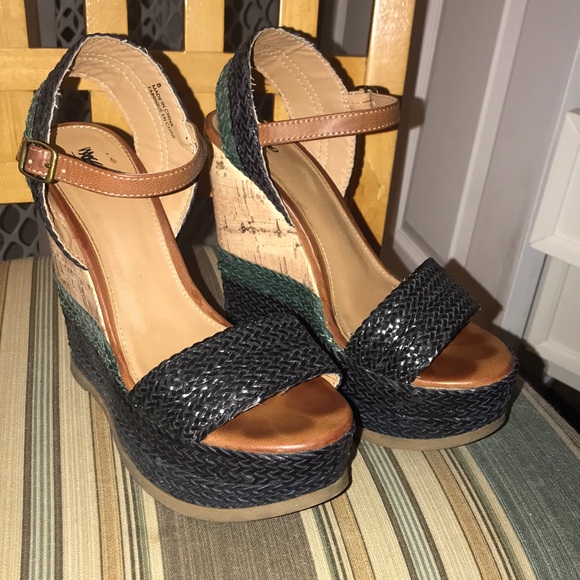 Shoes - Wedges